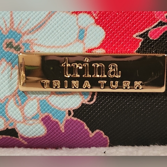 Trina Turk Saffiano Leather Wristlet NWT - Picture 2 of 8